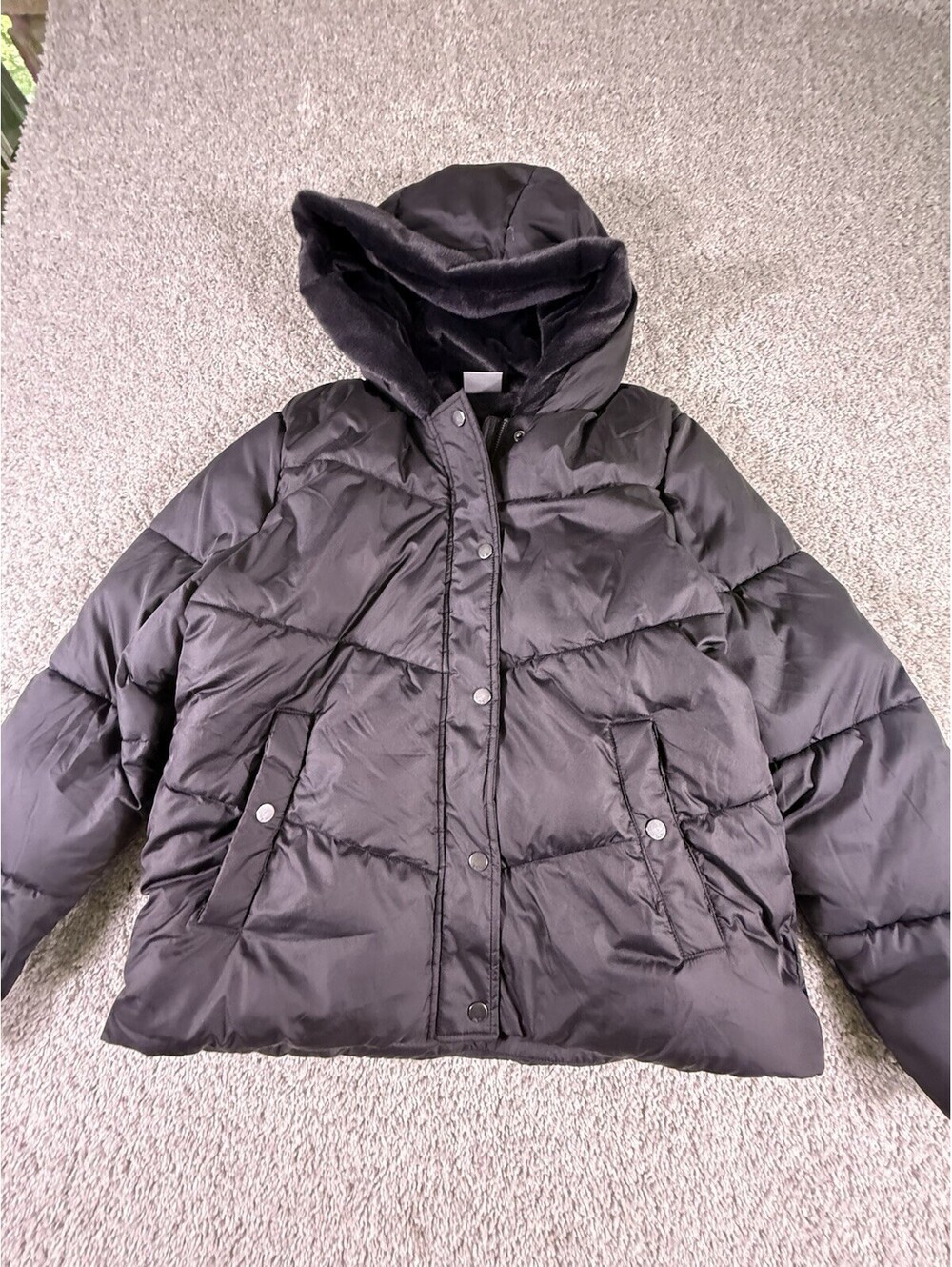 NWOT 32 Degrees Women’s Medium Black Puffer Jacket With Hood